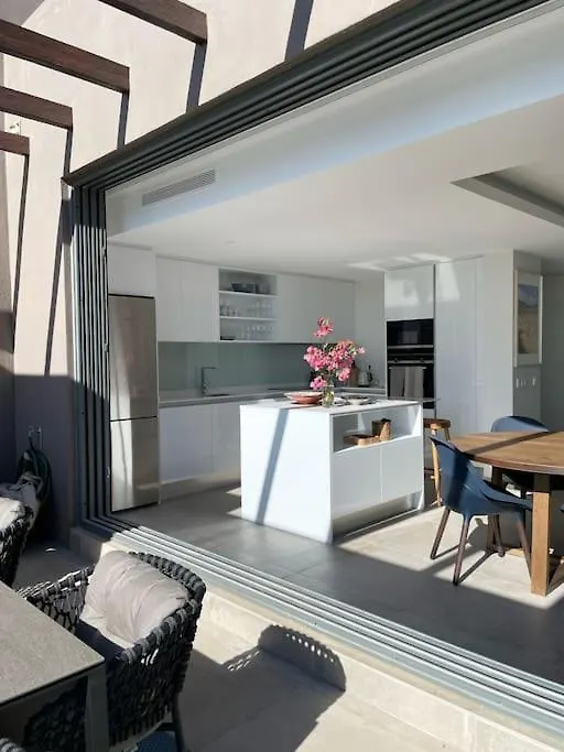 Modern Luxury Penthouse, 15 Minutes Marbella Lejlighed Estepona 0*,  Spanien