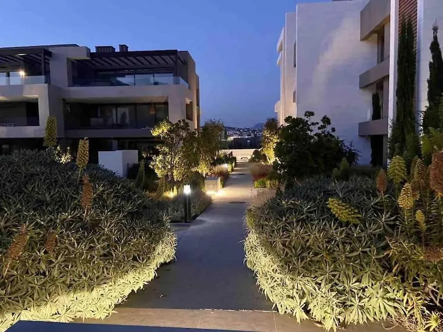 Modern Luxury Penthouse, 15 Minutes Marbella Lejlighed Estepona 0*,  Spanien