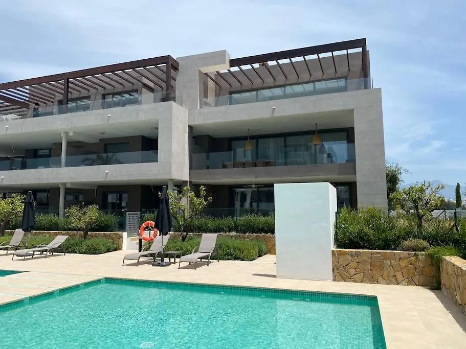 Modern Luxury Penthouse, 15 Minutes Marbella Lejlighed Estepona