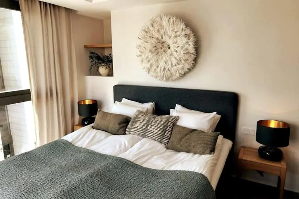 Modern Luxury Penthouse, 15 Minutes Marbella Lejlighed Estepona Spanien