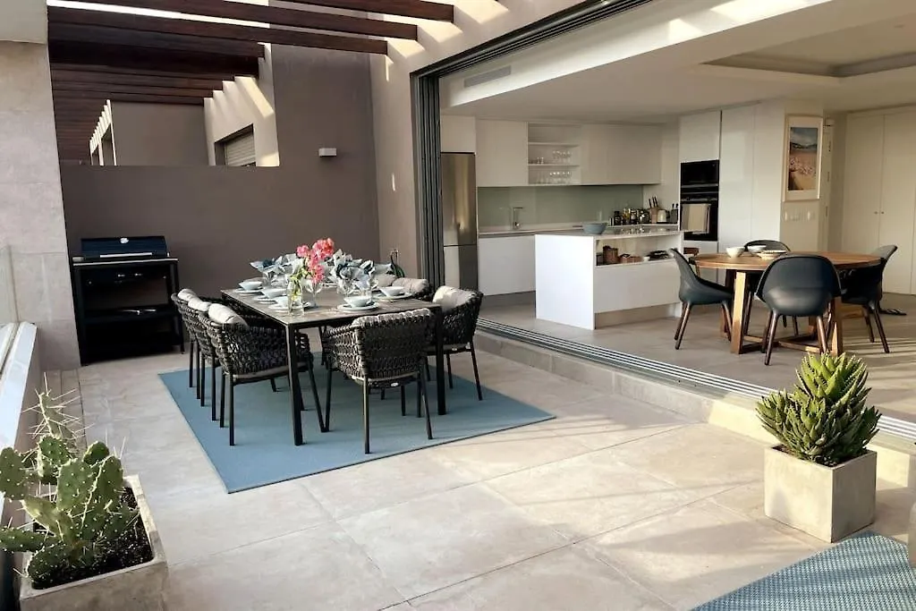 Modern Luxury Penthouse, 15 Minutes Marbella Lejlighed Estepona